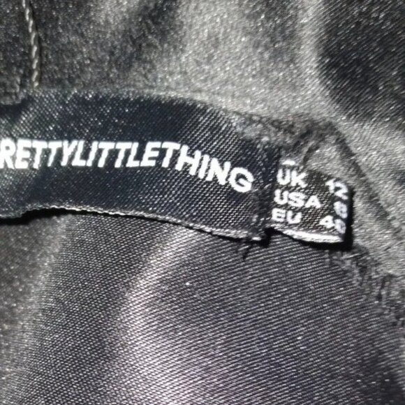 PrettyLittleThing Black Satin Romper - Picture 5 of 10